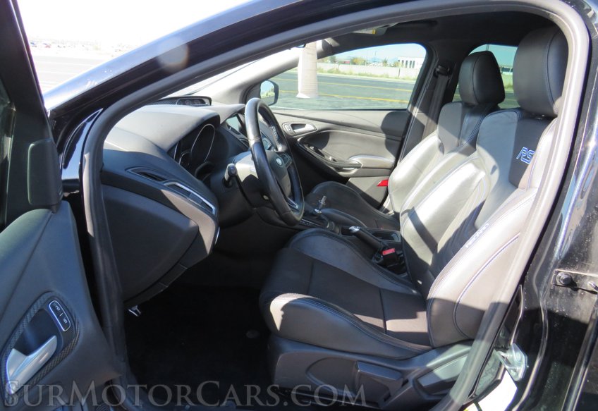 2017 Ford Focus - Image 43