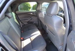 2017 Ford Focus - Image 41