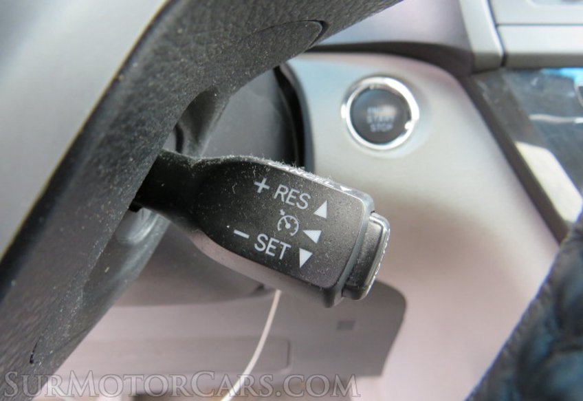 2017 Toyota Sienna - Image 34