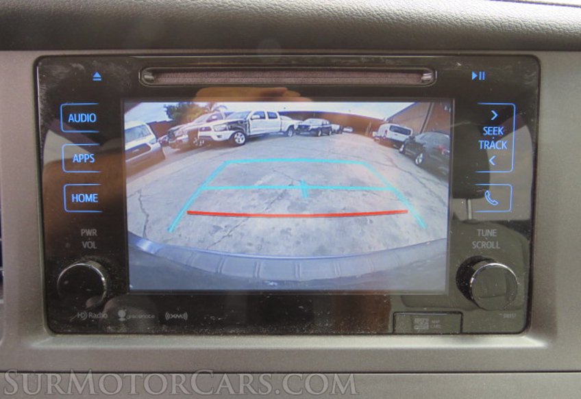 2017 Toyota Sienna - Image 44