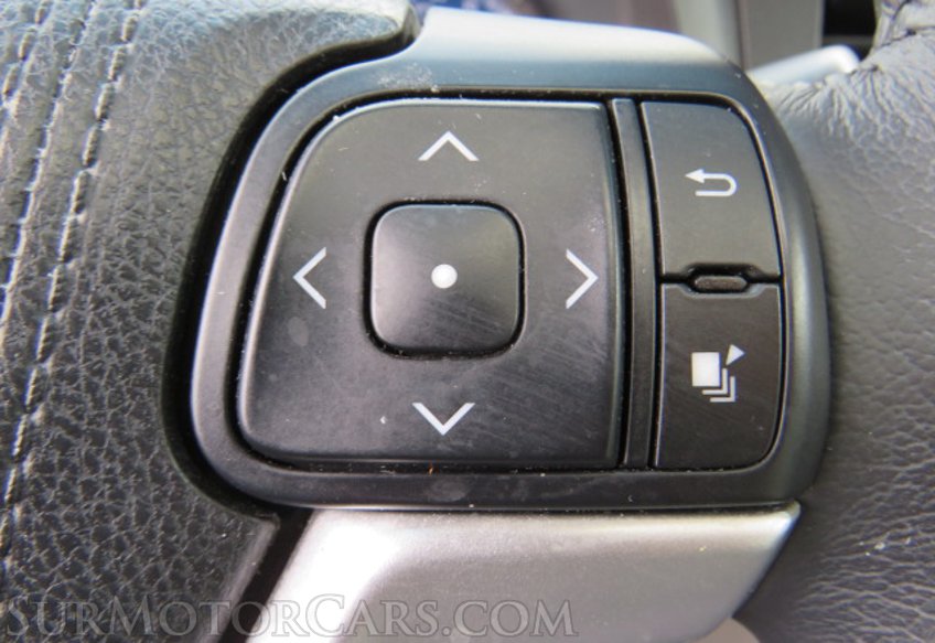 2017 Toyota Sienna - Image 33