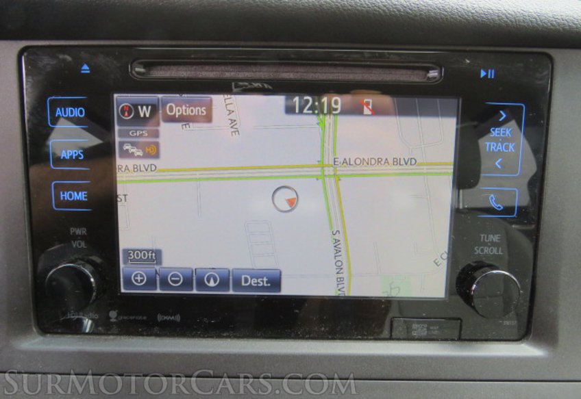 2017 Toyota Sienna - Image 43