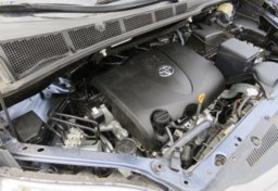 2017 Toyota Sienna - Image 55