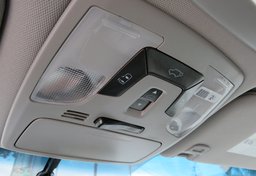 2017 Toyota Sienna - Image 47