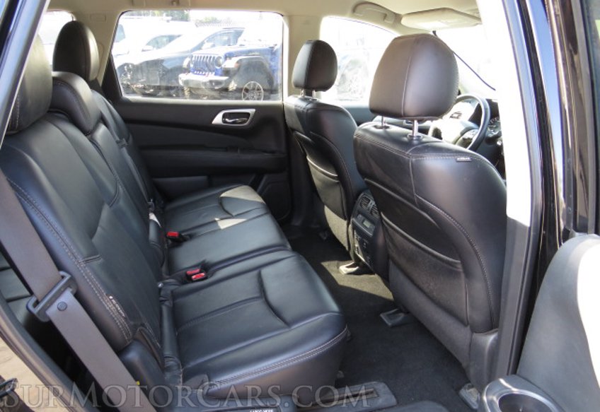 2019 Nissan Pathfinder - Image 29