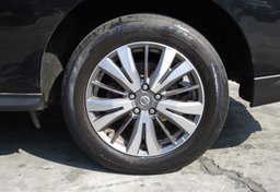 2019 Nissan Pathfinder - Image 20