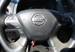 2019 Nissan Pathfinder - Image 35