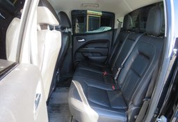 2019 Chevrolet Colorado - Image 32