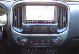 2019 Chevrolet Colorado - Image 38