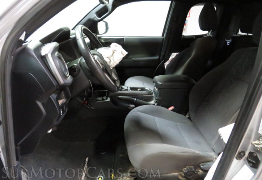 2017 Toyota Tacoma - Image 25