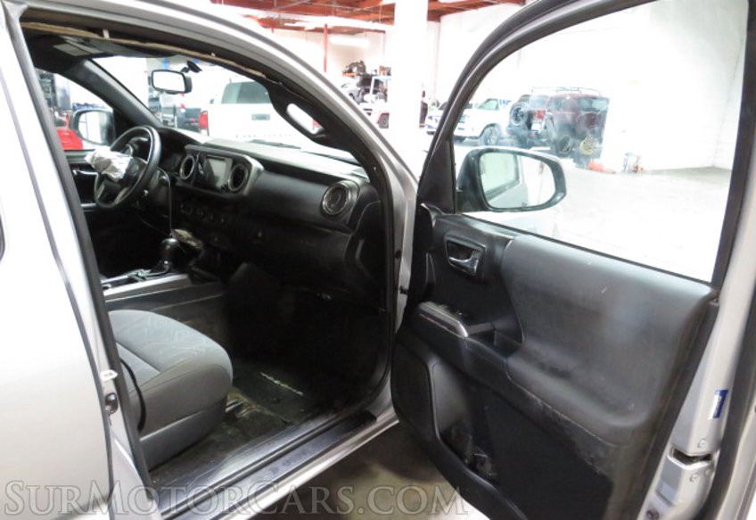 2017 Toyota Tacoma - Image 22