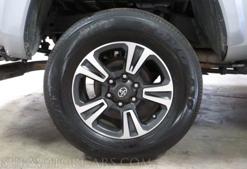 2017 Toyota Tacoma - Image 17