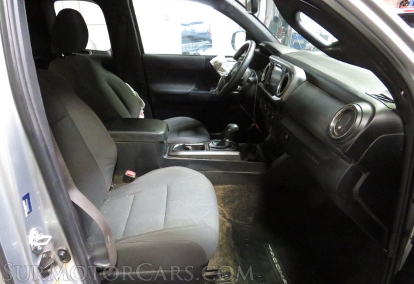 2017 Toyota Tacoma - Image 26