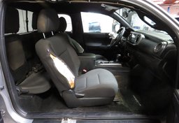 2017 Toyota Tacoma - Image 24