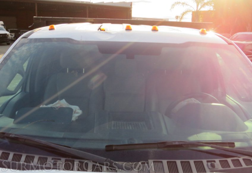 2018 Ford Super Duty F-550 DRW - Image 14