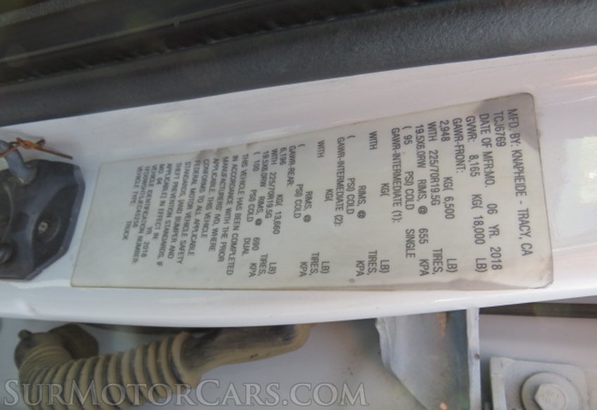 2018 Ford Super Duty F-550 DRW - Image 41