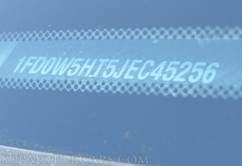 2018 Ford Super Duty F-550 DRW - Image 44