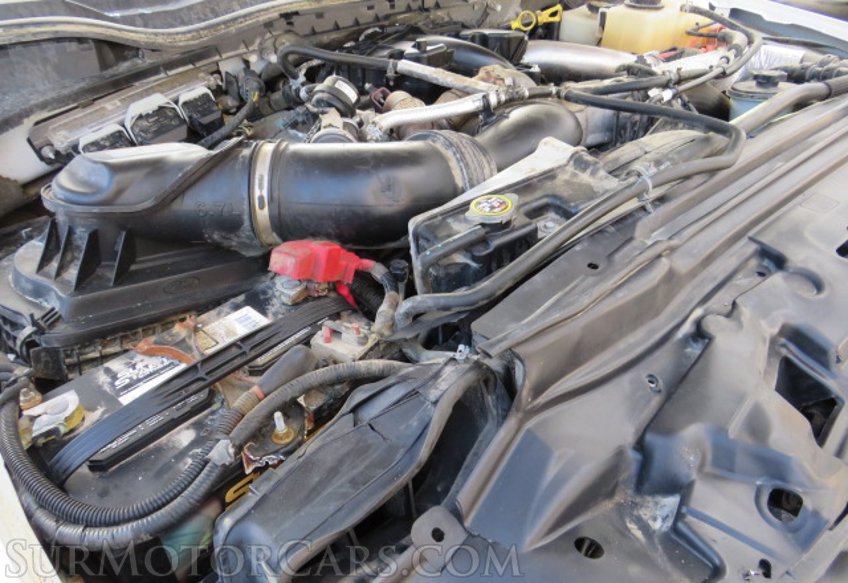 2018 Ford Super Duty F-550 DRW - Image 38