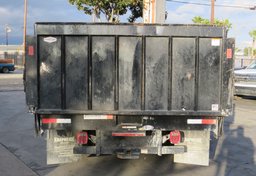 2018 Ford Super Duty F-550 DRW - Image 12