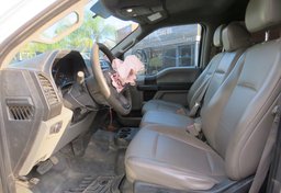 2018 Ford Super Duty F-550 DRW - Image 22