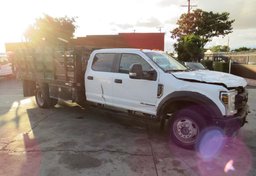 2018 Ford Super Duty F-550 DRW - Image 2