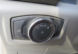 2018 Ford Super Duty F-550 DRW - Image 35