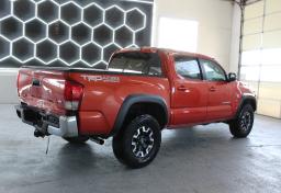 Thumbnail of 2016 Toyota Tacoma