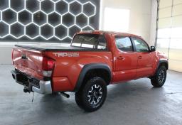 Thumbnail of 2016 Toyota Tacoma