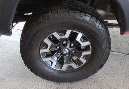 Thumbnail of 2016 Toyota Tacoma