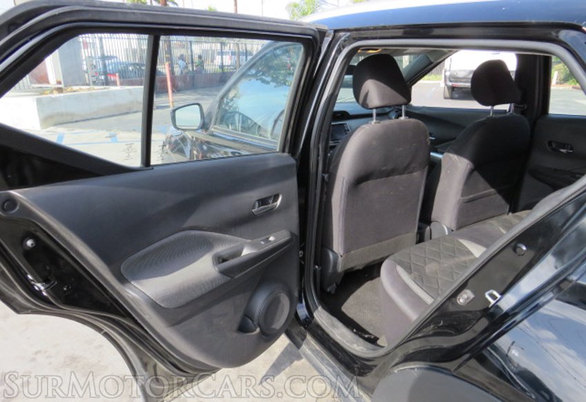 2020 Nissan Kicks - Image 22