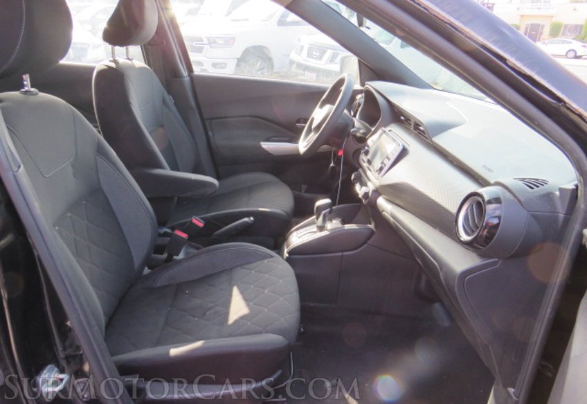 2020 Nissan Kicks - Image 25