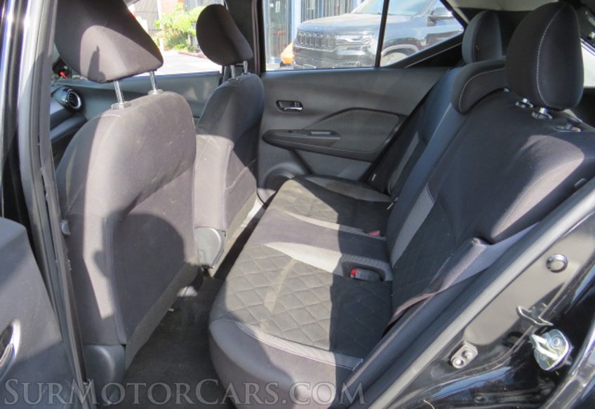 2020 Nissan Kicks - Image 30