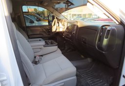 2019 Chevrolet Silverado 2500HD - Image 31