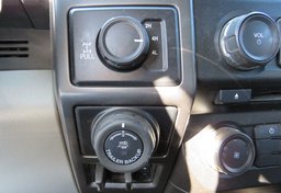 2018 Ford F-150 - Image 47