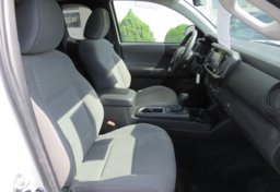 2021 Toyota Tacoma - Image 31