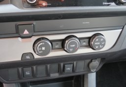 2021 Toyota Tacoma - Image 43