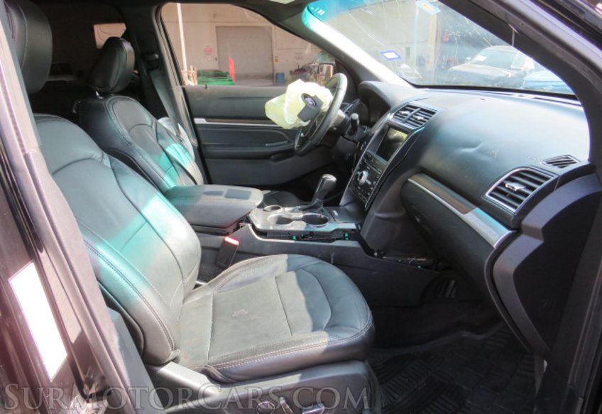 2018 Ford Explorer - Image 24