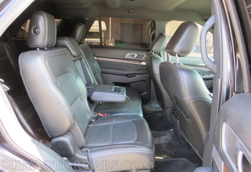 2018 Ford Explorer - Image 30