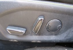 2018 Ford Explorer - Image 43