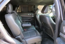 2018 Ford Explorer - Image 28