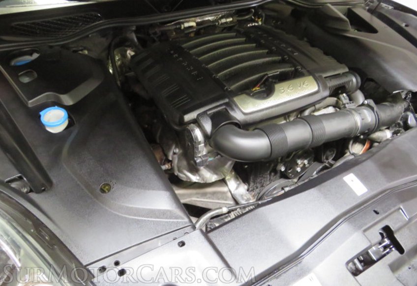 2016 Porsche Cayenne - Image 49