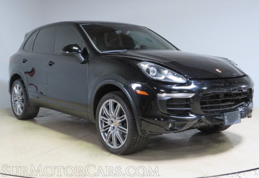 2016 Porsche Cayenne - Image 4