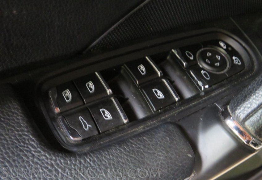 2016 Porsche Cayenne - Image 48