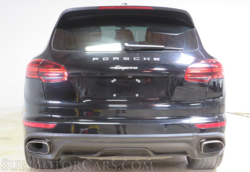 2016 Porsche Cayenne - Image 11