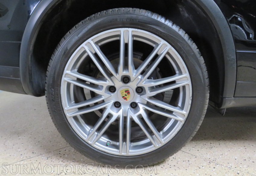 2016 Porsche Cayenne - Image 20