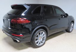2016 Porsche Cayenne - Image 10