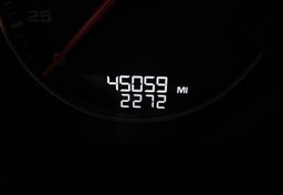 2016 Porsche Cayenne - Image 38