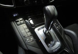 2016 Porsche Cayenne - Image 43