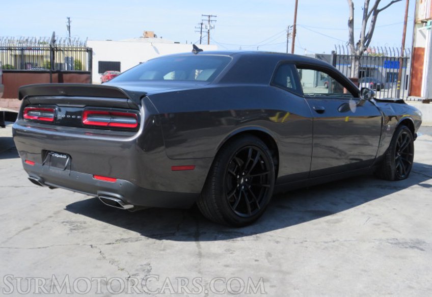 2020 Dodge Challenger - Image 8
