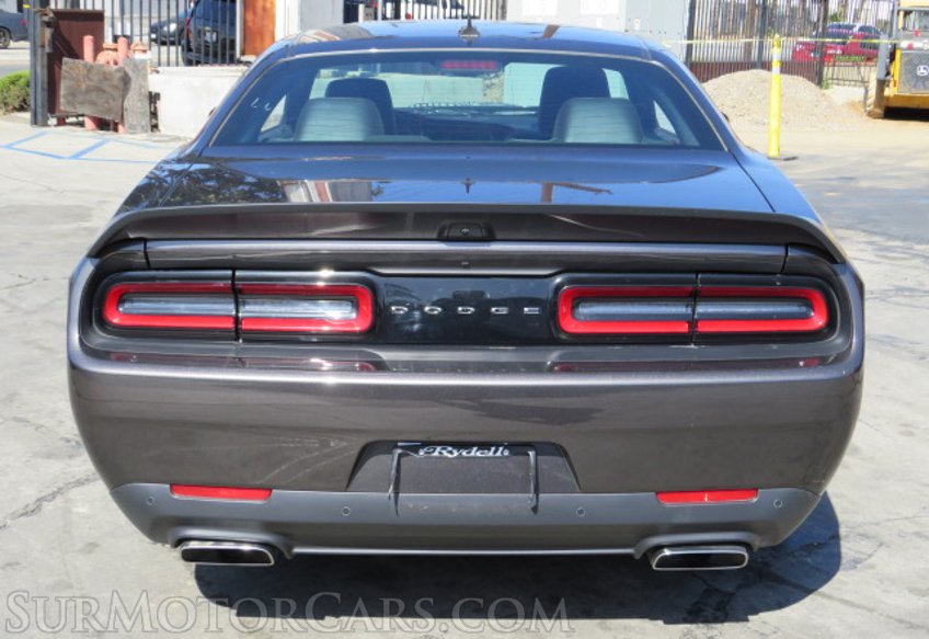 2020 Dodge Challenger - Image 10
